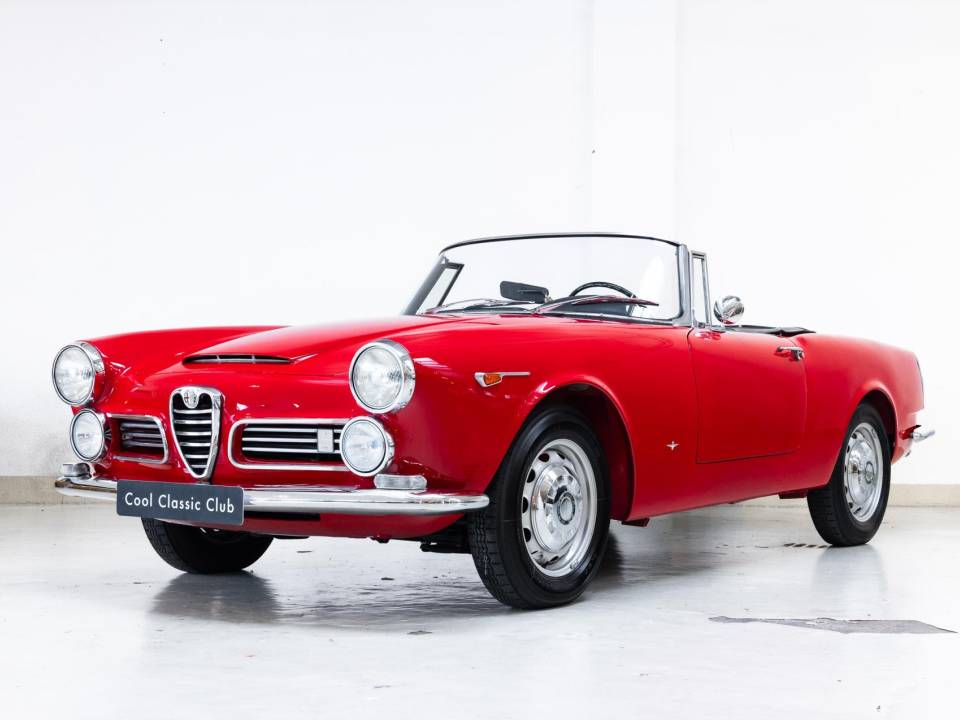Imagen 1/44 de Alfa Romeo 2600 Spider (1965)