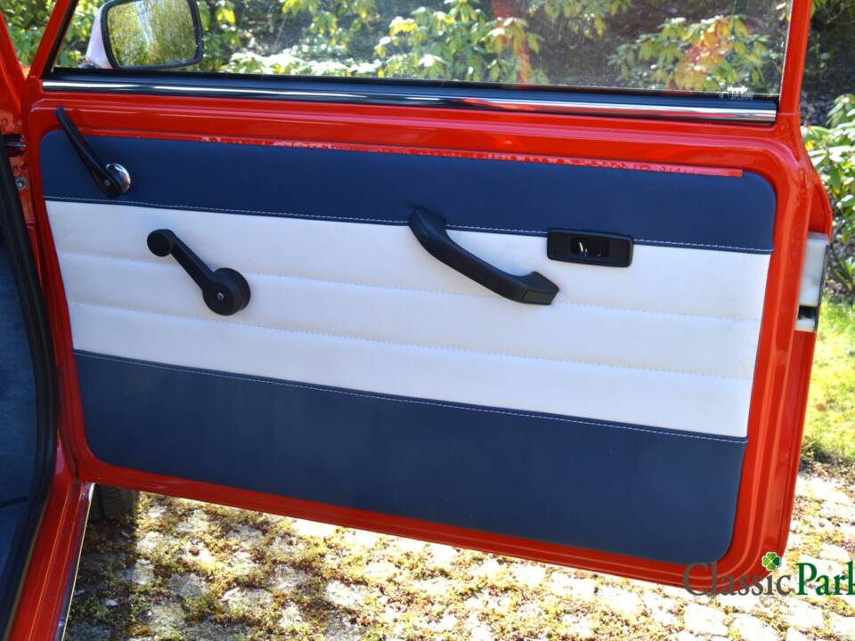 Imagen 18/50 de Austin Mini Mayfair (1986)