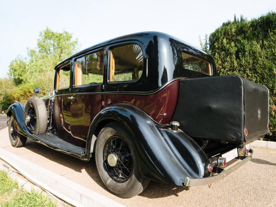 Image 16/50 of Rolls-Royce Phantom II (1934)