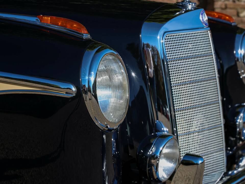 Imagen 44/50 de Mercedes-Benz 220 S Cabriolet (1956)