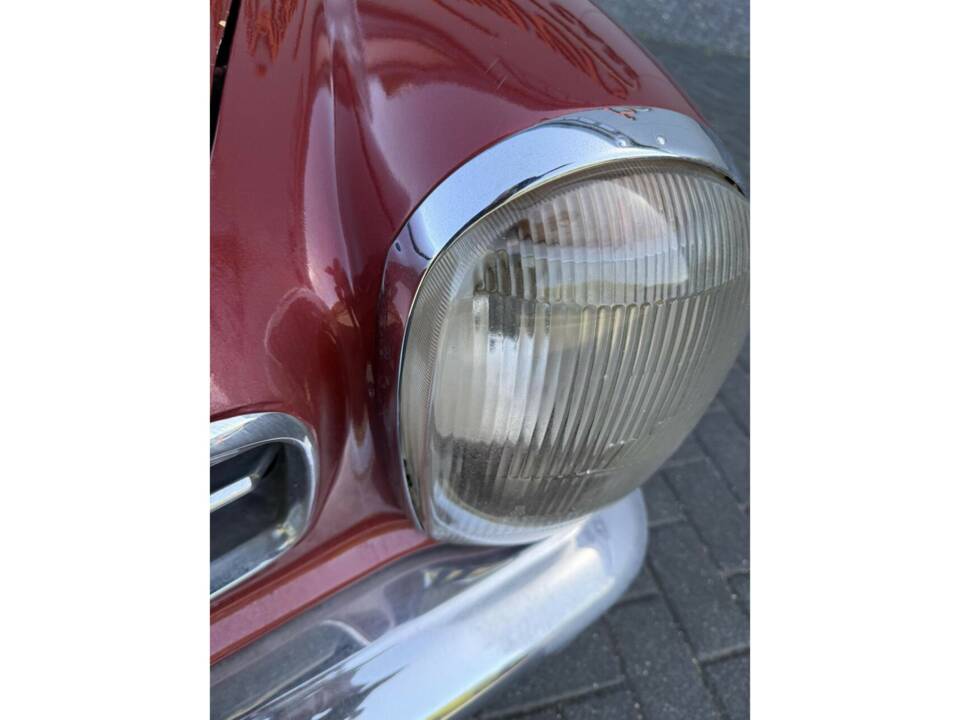 Image 29/50 of Mercedes-Benz 230 SL (1966)