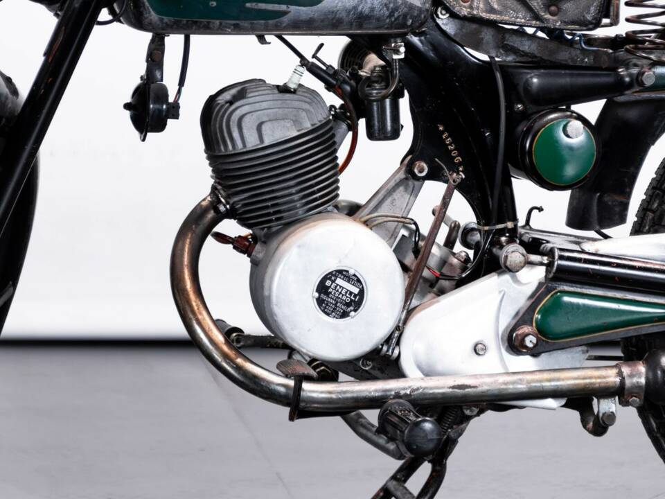 Image 14/33 de Benelli Letizia 98 (1960)