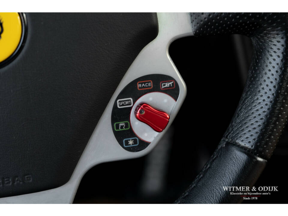 Bild 24/30 von Ferrari F 430 (2005)