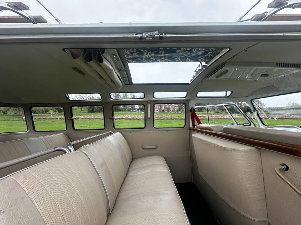 Image 45/60 of Volkswagen T2c Combi (1969)