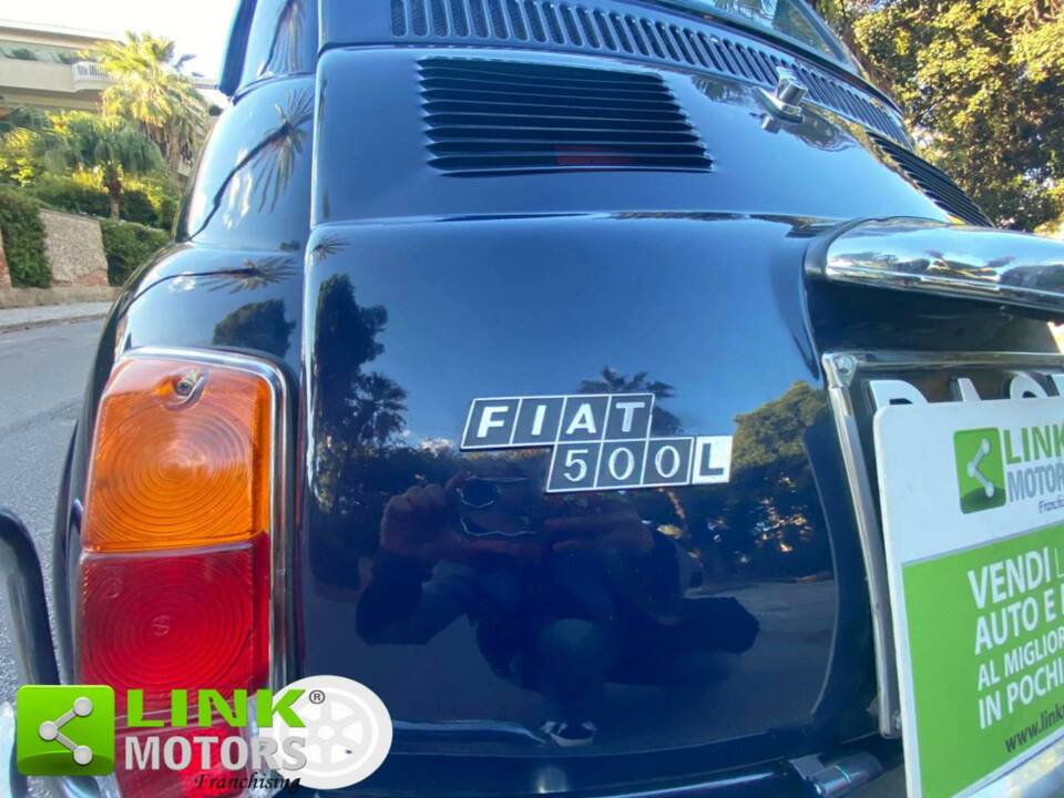 Image 23/41 of FIAT 500 L (1969)