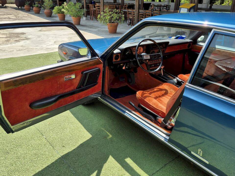 Afbeelding 27/62 van FIAT 130 Coupé (1972)