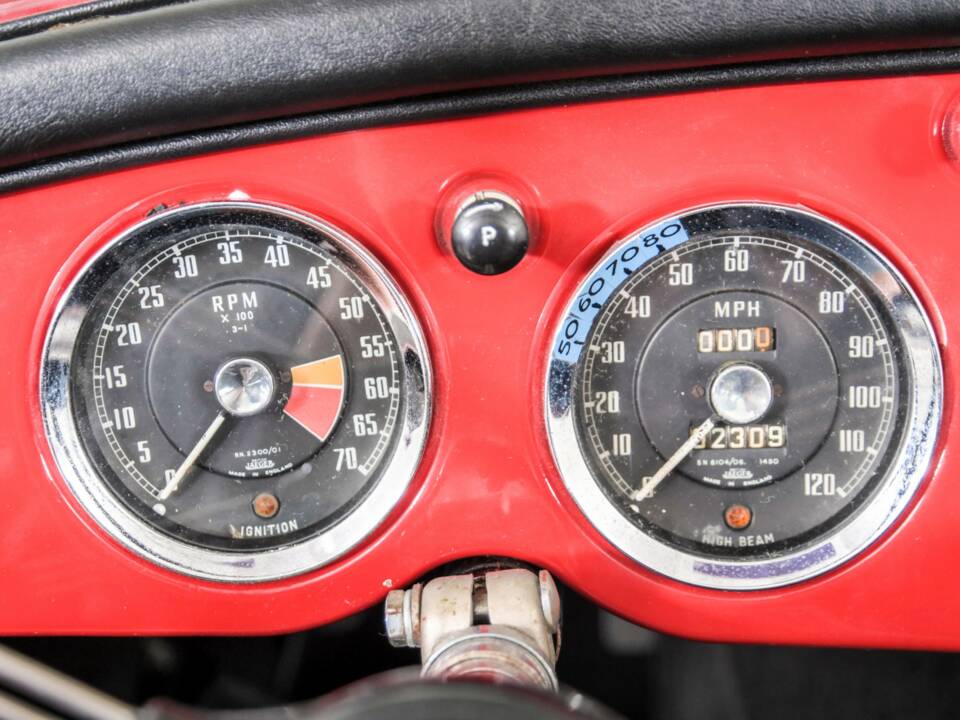 Imagen 15/50 de MG MGA 1600 (1961)