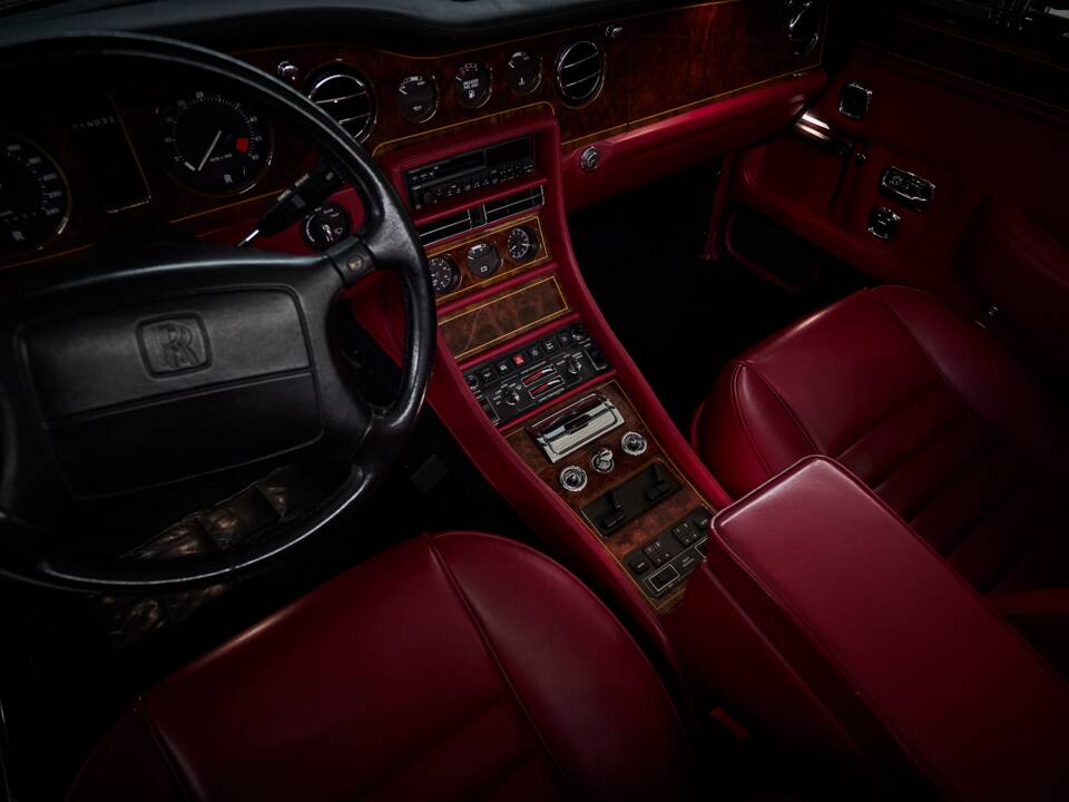 Imagen 85/100 de Rolls-Royce Corniche IV (1995)