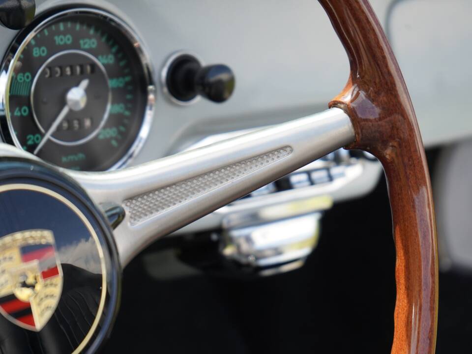 Afbeelding 17/61 van Porsche 356 B 1600 Super (1961)