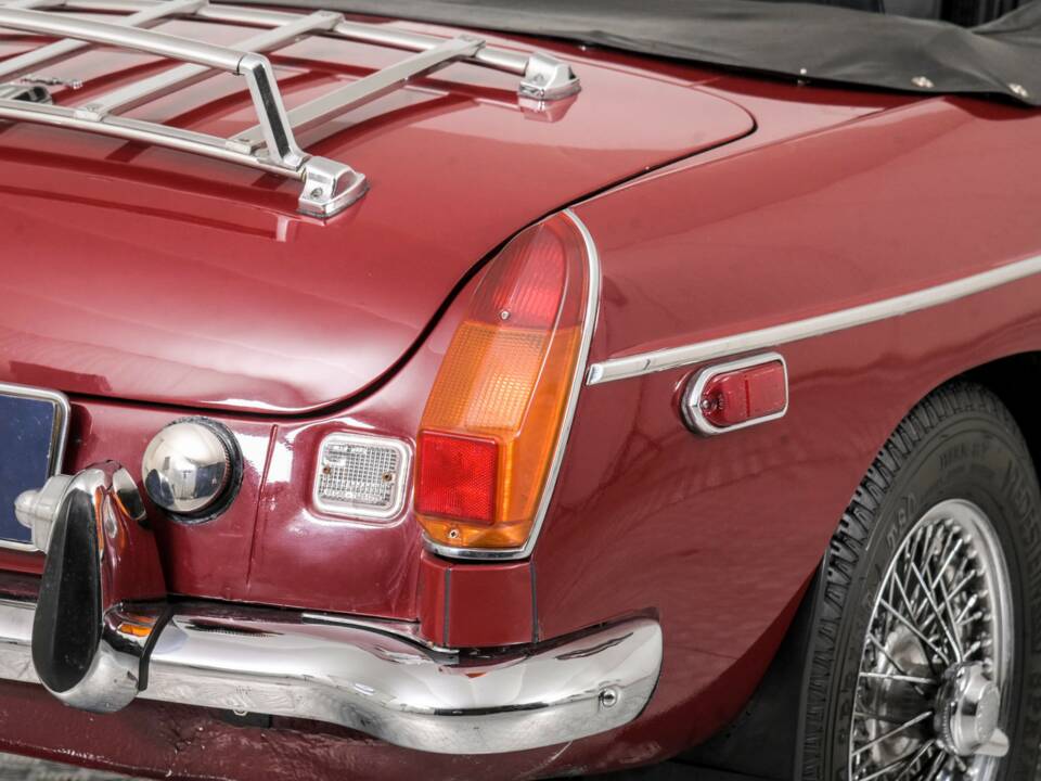 Bild 32/50 von MG MGB (1974)