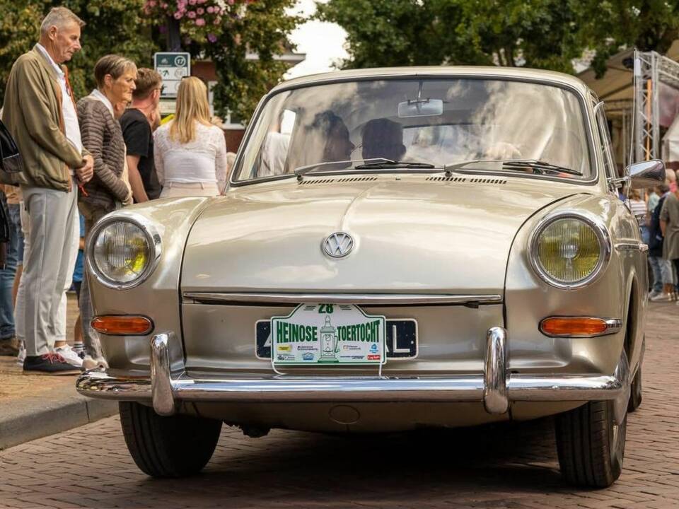 Imagen 5/8 de Volkswagen 1600 TL (1965)