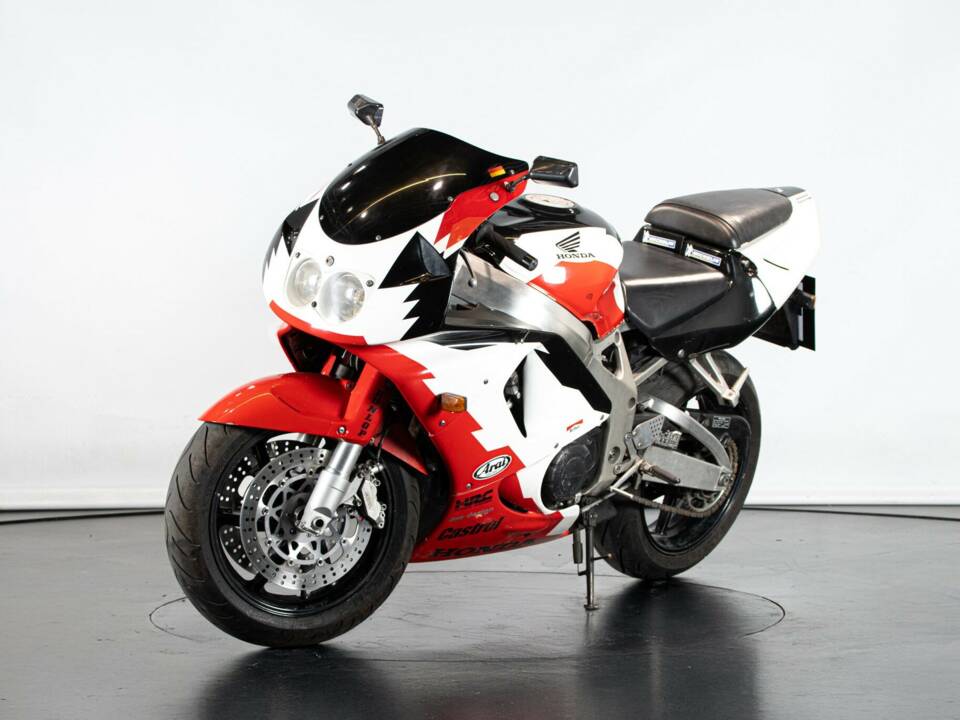 Imagen 2/44 de Honda CBR 900RR Fireblade (1999)