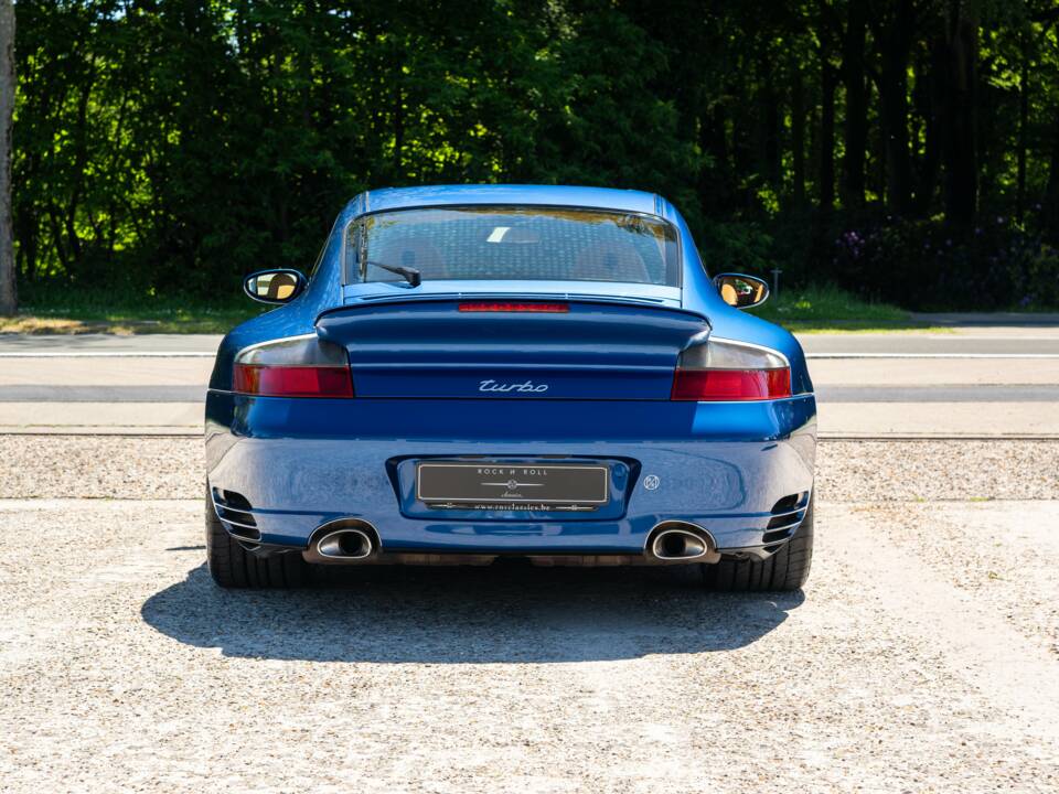 Bild 11/25 von Porsche 911 Turbo (2002)
