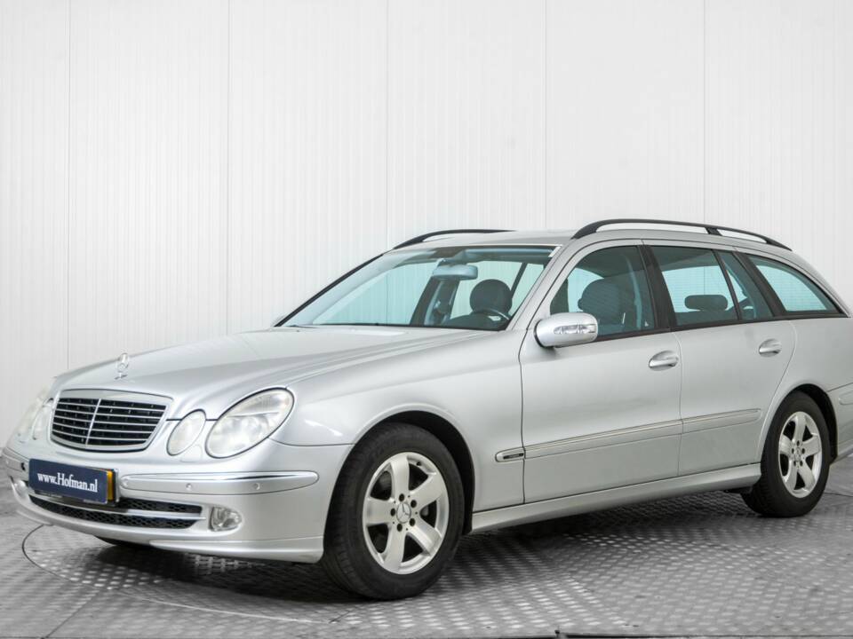 Bild 1/50 von Mercedes-Benz E 200 Kompressor T (2003)