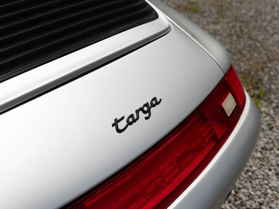 Image 22/46 de Porsche 911 Targa (1997)