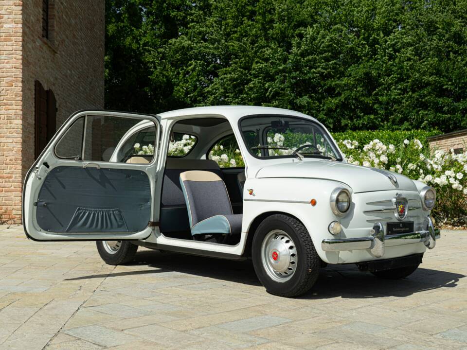 Immagine 3/50 di Abarth Fiat 850 TC (1963)