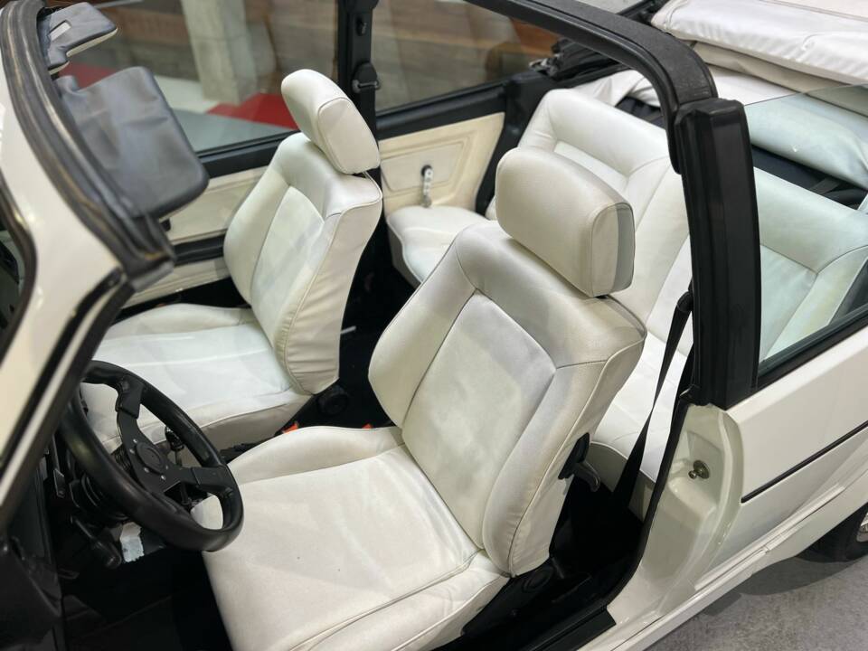 Immagine 48/68 di Volkswagen Golf III GTI 2.0 (1993)