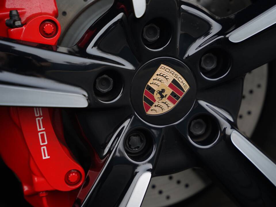 Bild 42/50 von Porsche 911 Carrera 4S (2013)