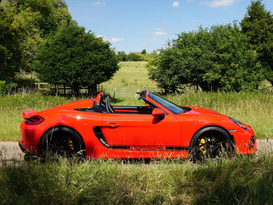 Image 2/24 of Porsche 718 Boxster Spyder (2015)