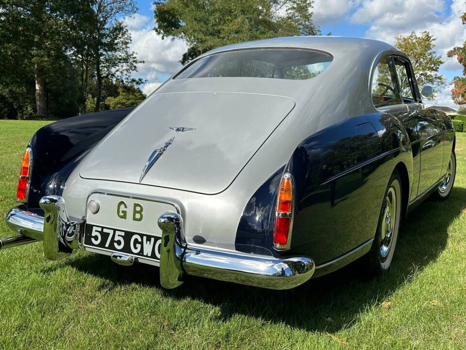 Bild 21/50 von Bentley S 1 Continental (1955)