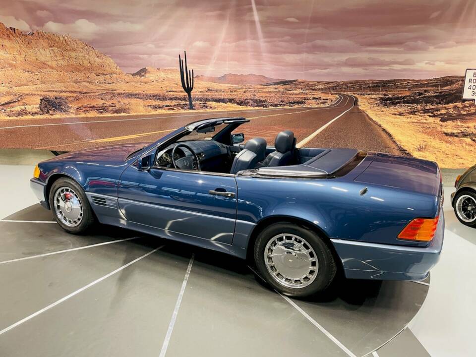 Immagine 11/29 di Mercedes-Benz 500 SL (1992)