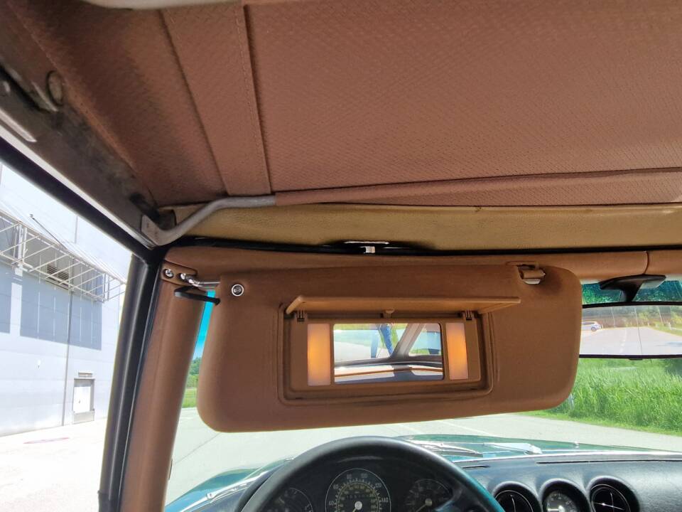 Image 40/53 de Mercedes-Benz 560 SL (1986)