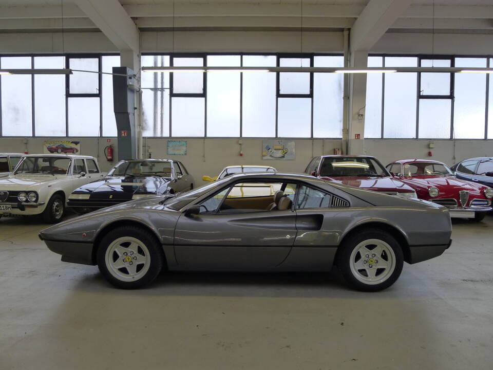 Imagen 32/40 de Ferrari 308 GTB (1976)