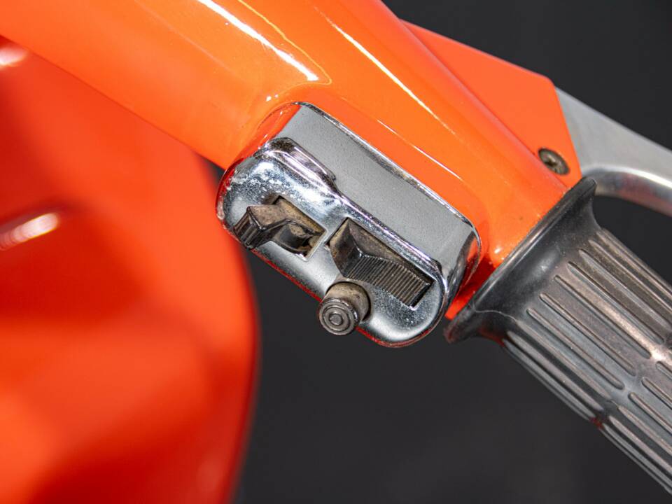 Bild 20/50 von Piaggio Vespa 200 Rally (1974)