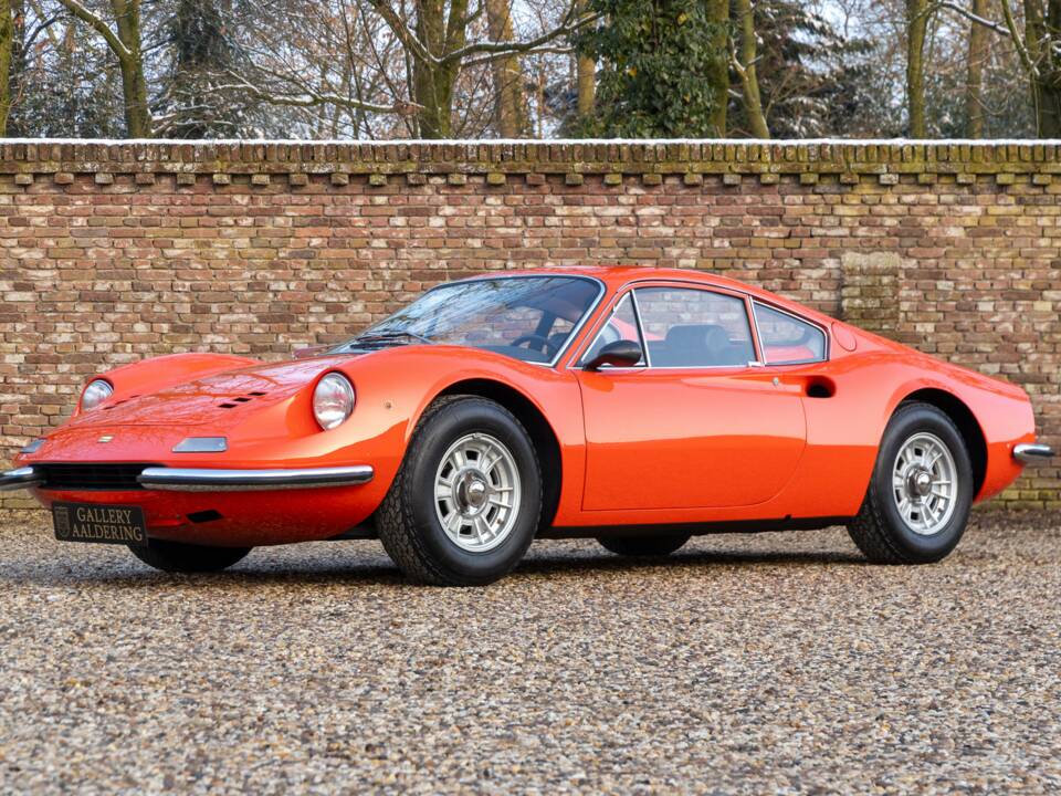 Image 50/50 de Ferrari Dino 246 GT (1970)