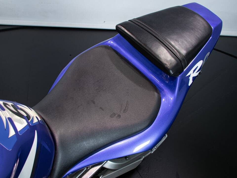 Immagine 9/12 di Yamaha DUMMY (1999)