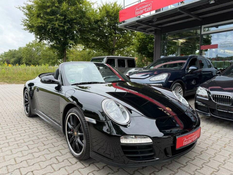 Afbeelding 11/43 van Porsche 911 Carrera 4 GTS (2011)