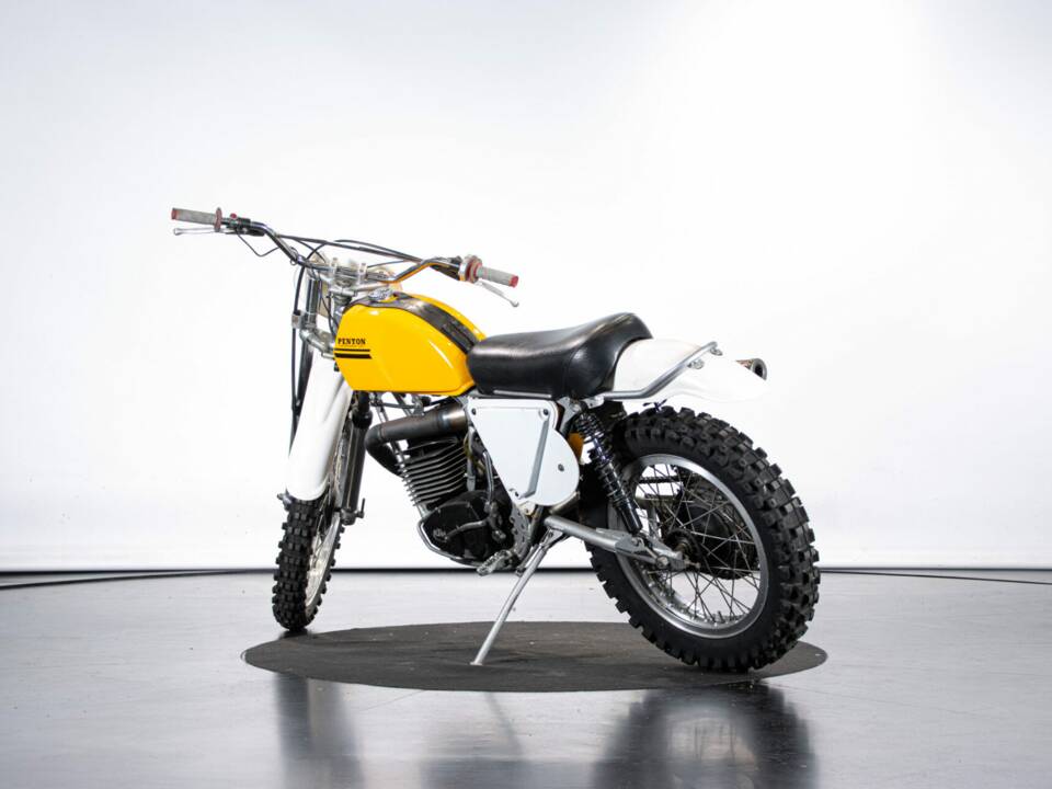 Imagen 2/43 de KTM 250 MC/GS (1973)