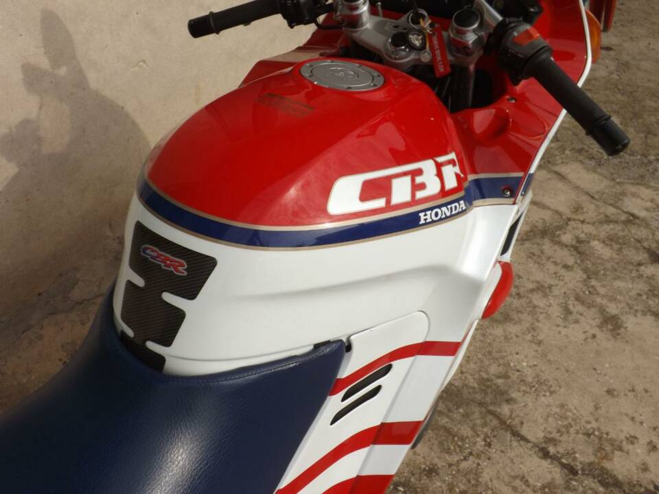 Immagine 27/50 di Honda CBR 1000F (1992)