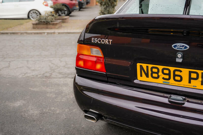 Imagen 11/26 de Ford Escort RS Cosworth (1995)