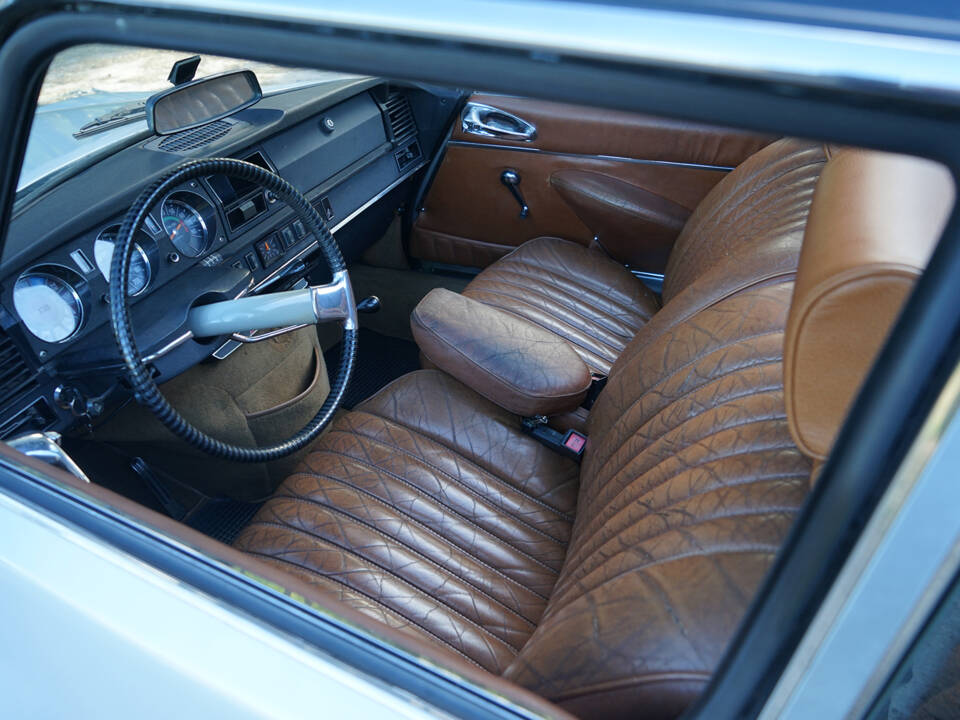Image 9/24 of Citroën DS 23 IE (1975)