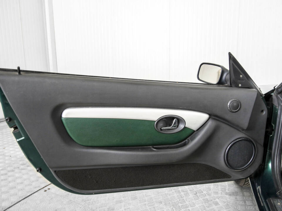Bild 36/50 von MG F 1.8i (2000)