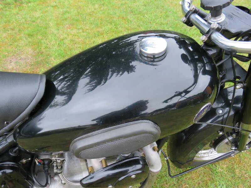 Image 12/50 of Sunbeam S 8 (1949)