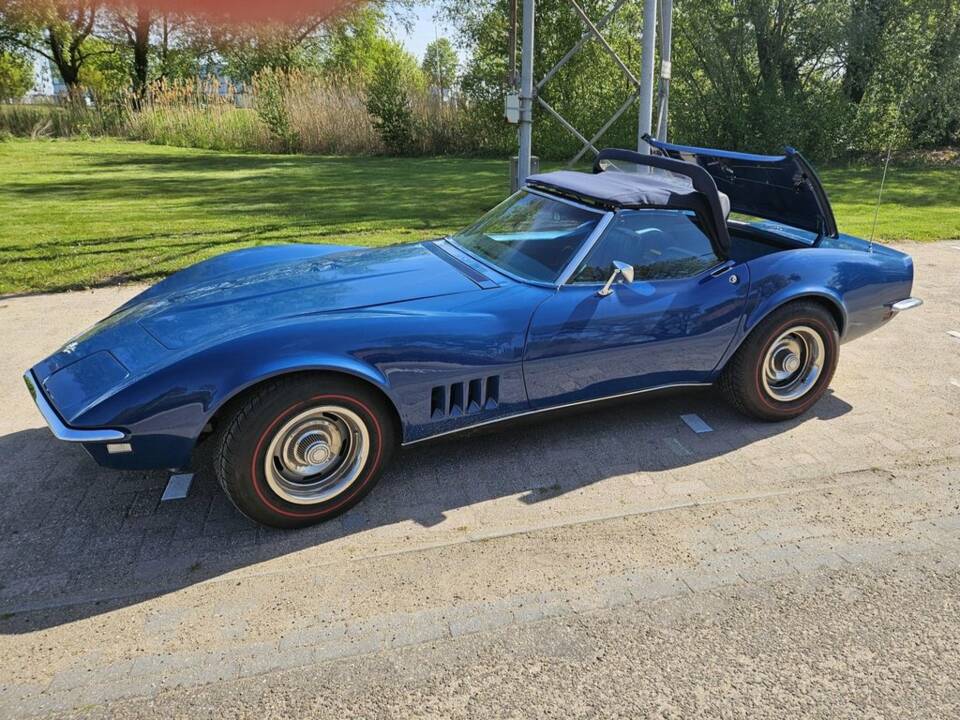 Bild 4/8 von Chevrolet Corvette Stingray (1968)