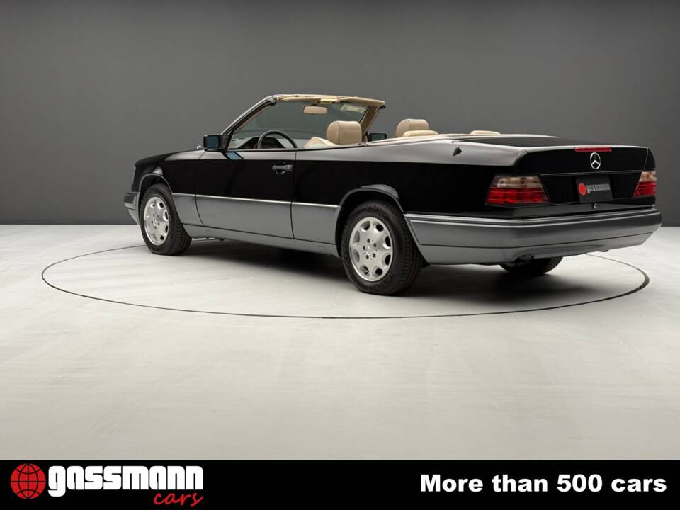 Imagen 12/15 de Mercedes-Benz E 320 (1995)