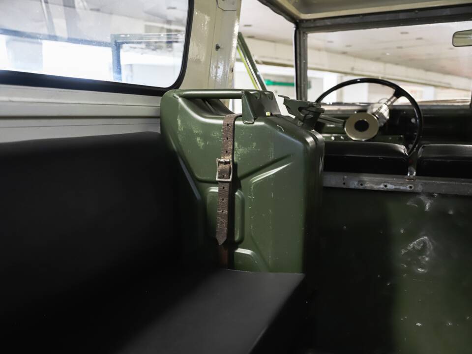 Bild 43/96 von Land Rover 88 (1961)