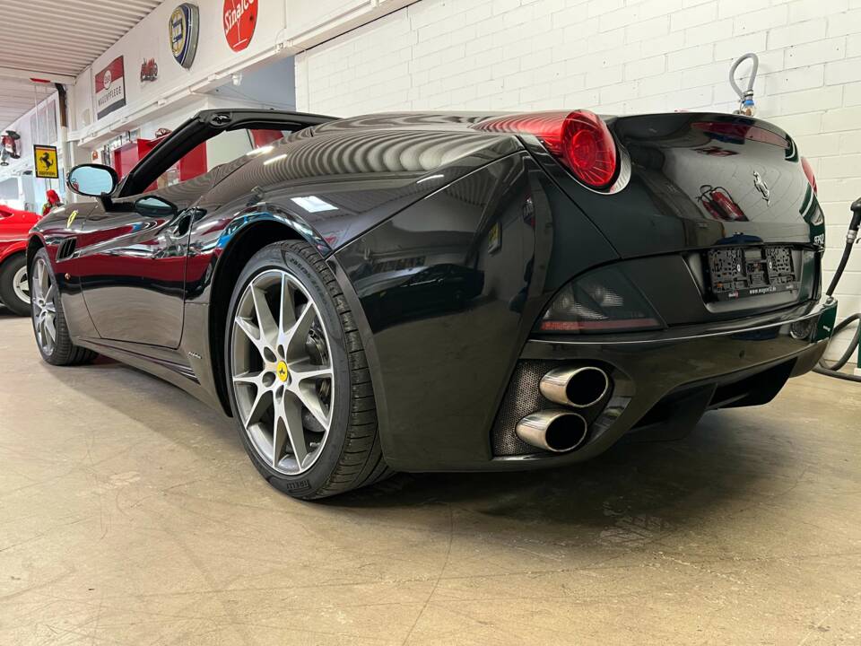 Afbeelding 13/19 van Ferrari California (2010)