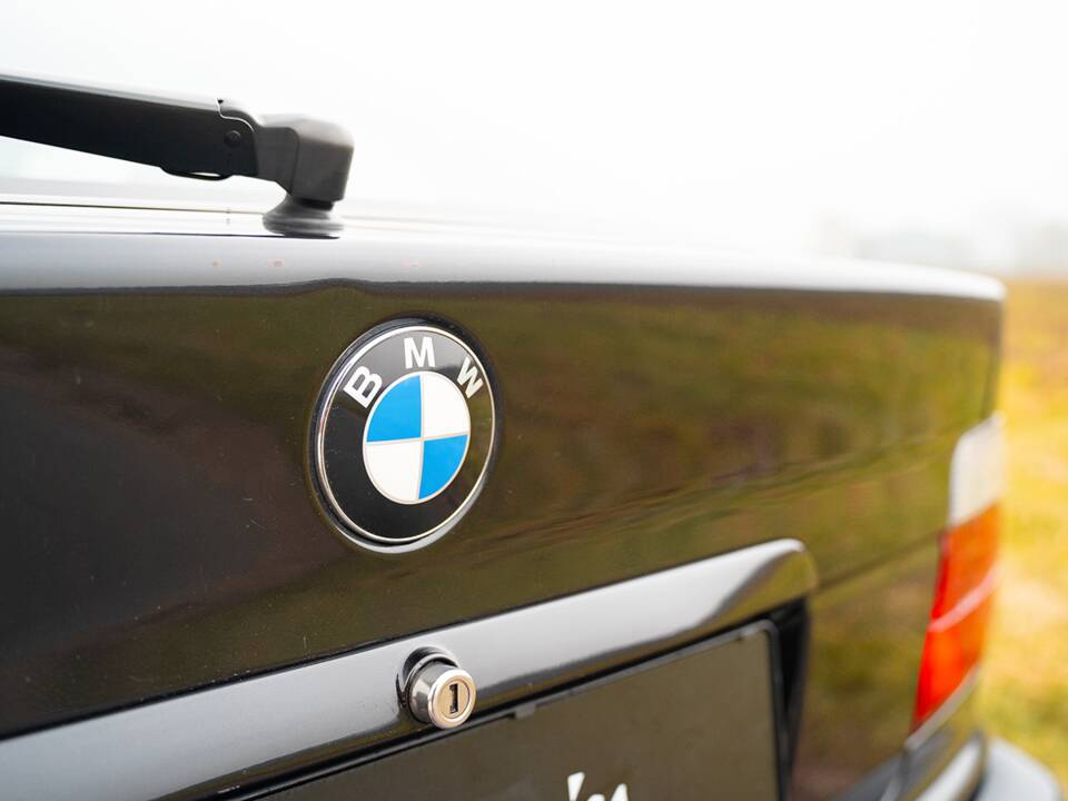 Bild 16/47 von BMW 323ti Compact (1998)