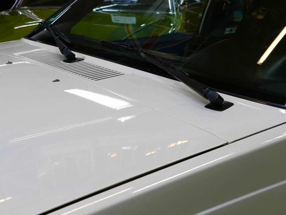 Image 11/34 of Volvo 940 2.3i (1991)