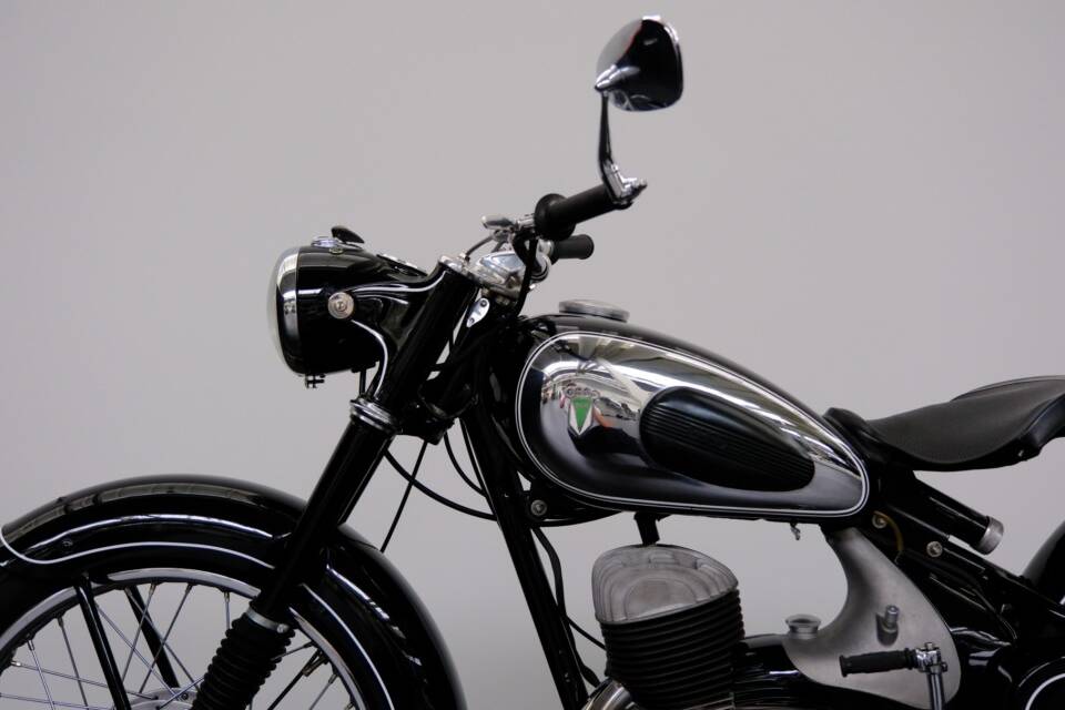 Image 43/86 de DKW RT 175 (1954)