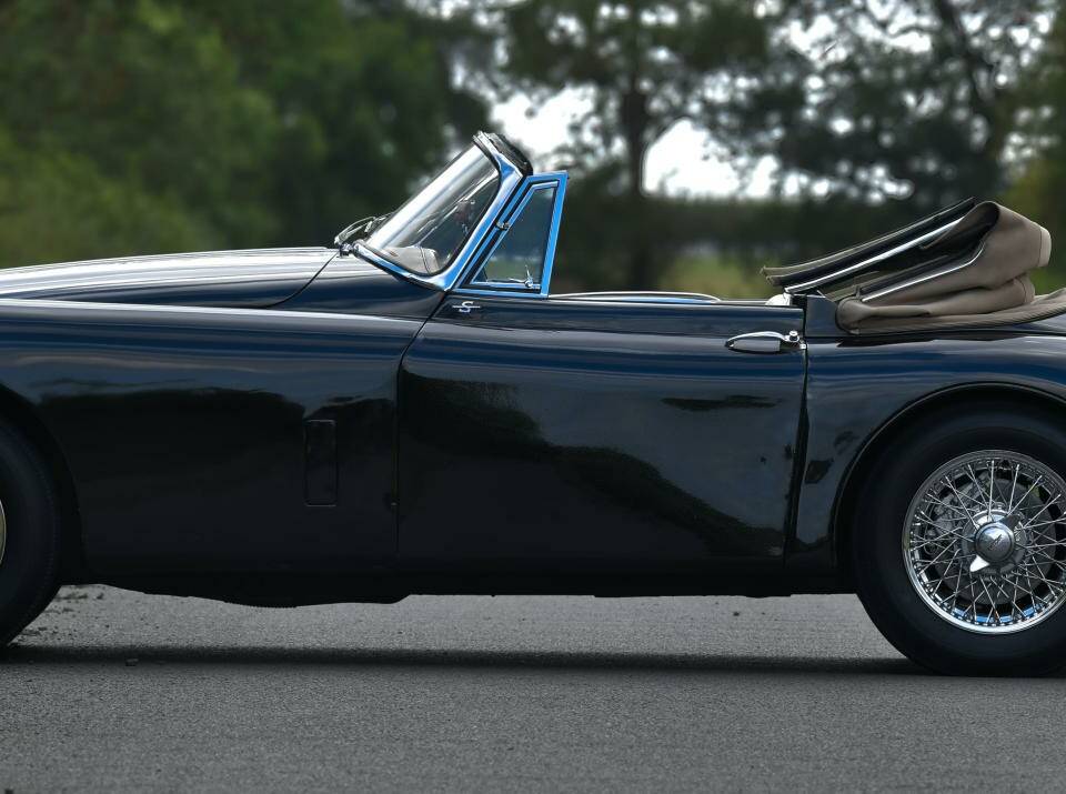 Imagen 13/50 de Jaguar XK 150 3.8 S DHC (1959)