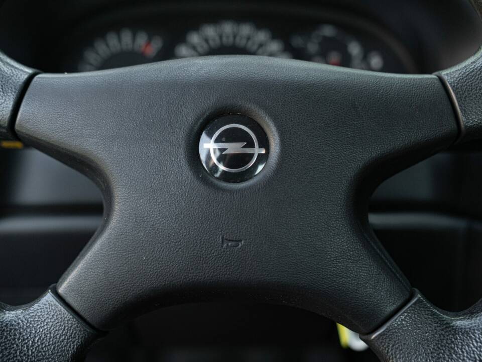 Image 30/50 of Opel Calibra 2,0 4x4 16V (1991)