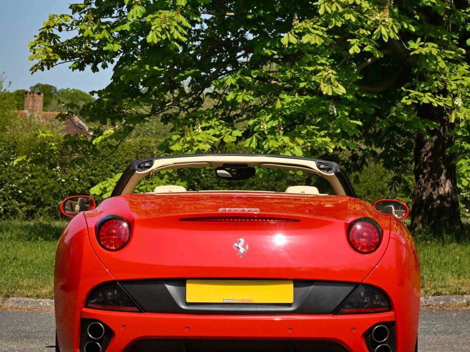 Afbeelding 26/50 van Ferrari California (2011)