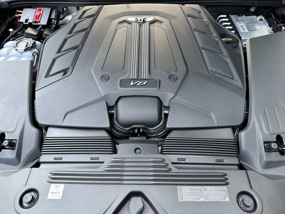 Image 18/19 of Bentley Bentayga V8 (2022)