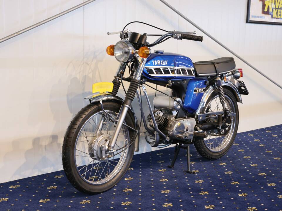 Immagine 19/27 di Yamaha RD 50 M (1900)