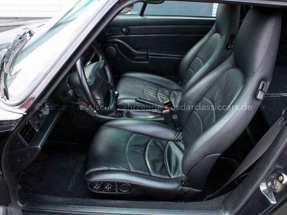 Bild 7/29 von Porsche 911 Carrera 4 (1996)